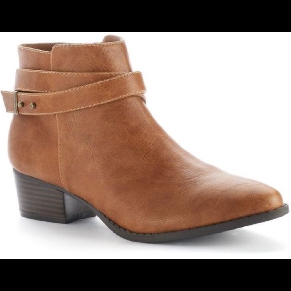 LC Lauren Conrad Belle Ankle Boots